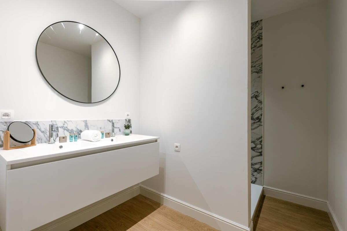 Huswell - Modern Apartment Located At Historical Main Square Antwerpen Ngoại thất bức ảnh