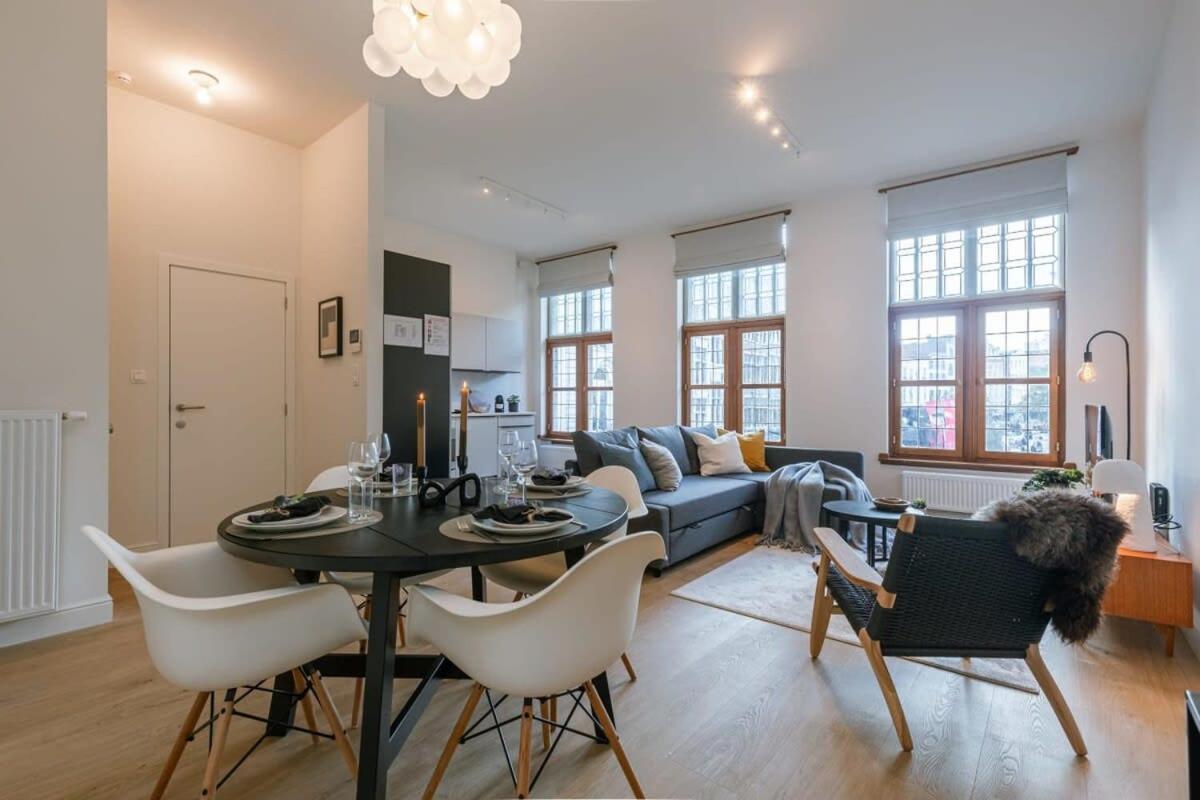 Huswell - Modern Apartment Located At Historical Main Square Antwerpen Ngoại thất bức ảnh